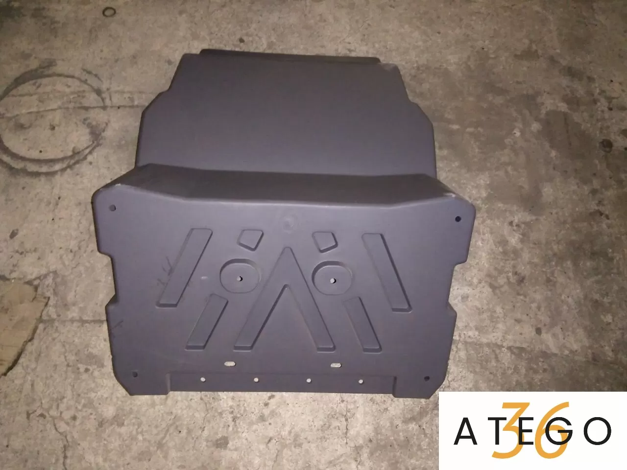 A 970 521 01 01 Крыло заднее