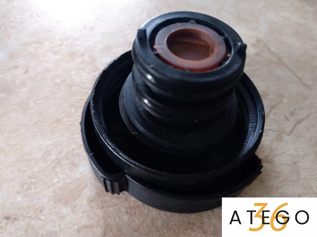 Крышка расширительного бачка бмв