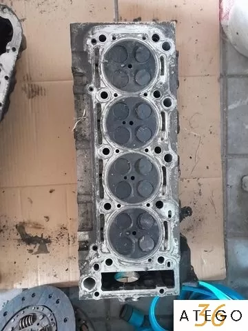 Головка блока двигателя OM646.980 Mercedes-Benz б/у