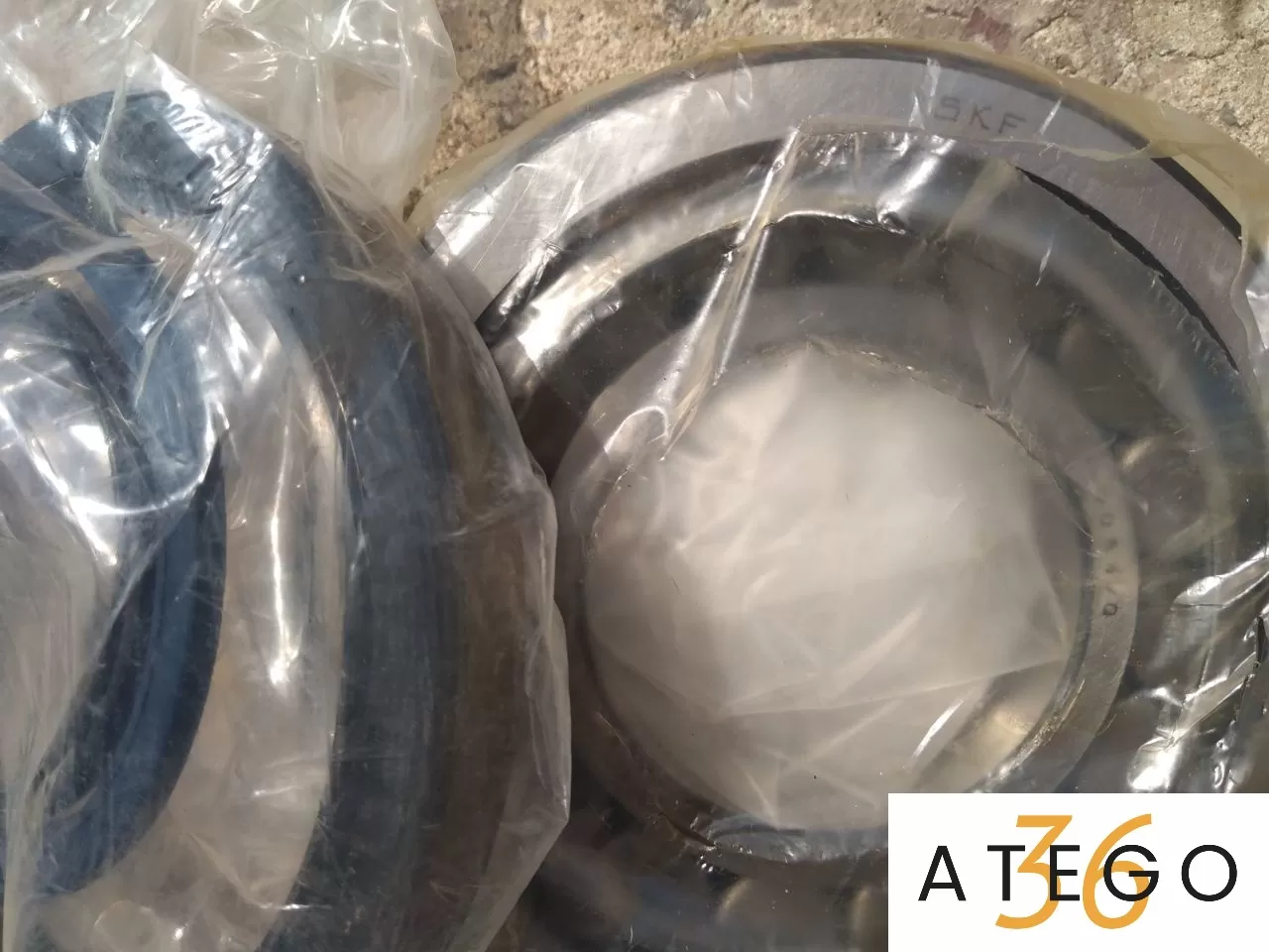 Ремкомплект передней ступицы Mercedes Actros — комплект SKF, новое, в наличии