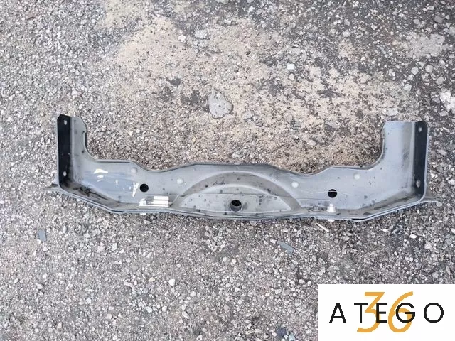 Передняя поперечная траверса рамы Atego