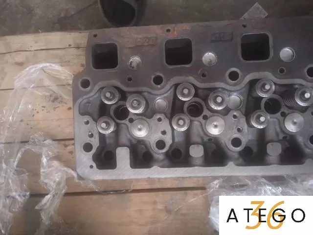 Головка блока цилиндров OM906LA