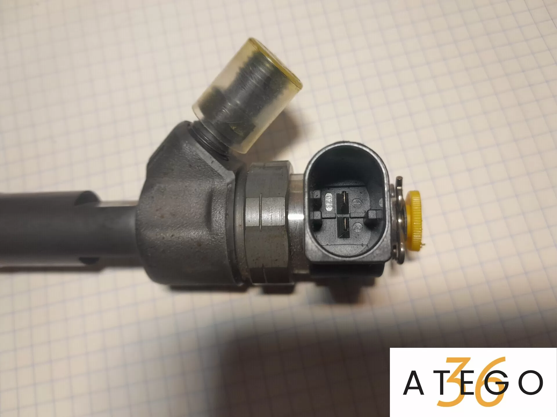 Форсунка топливная 0445110294