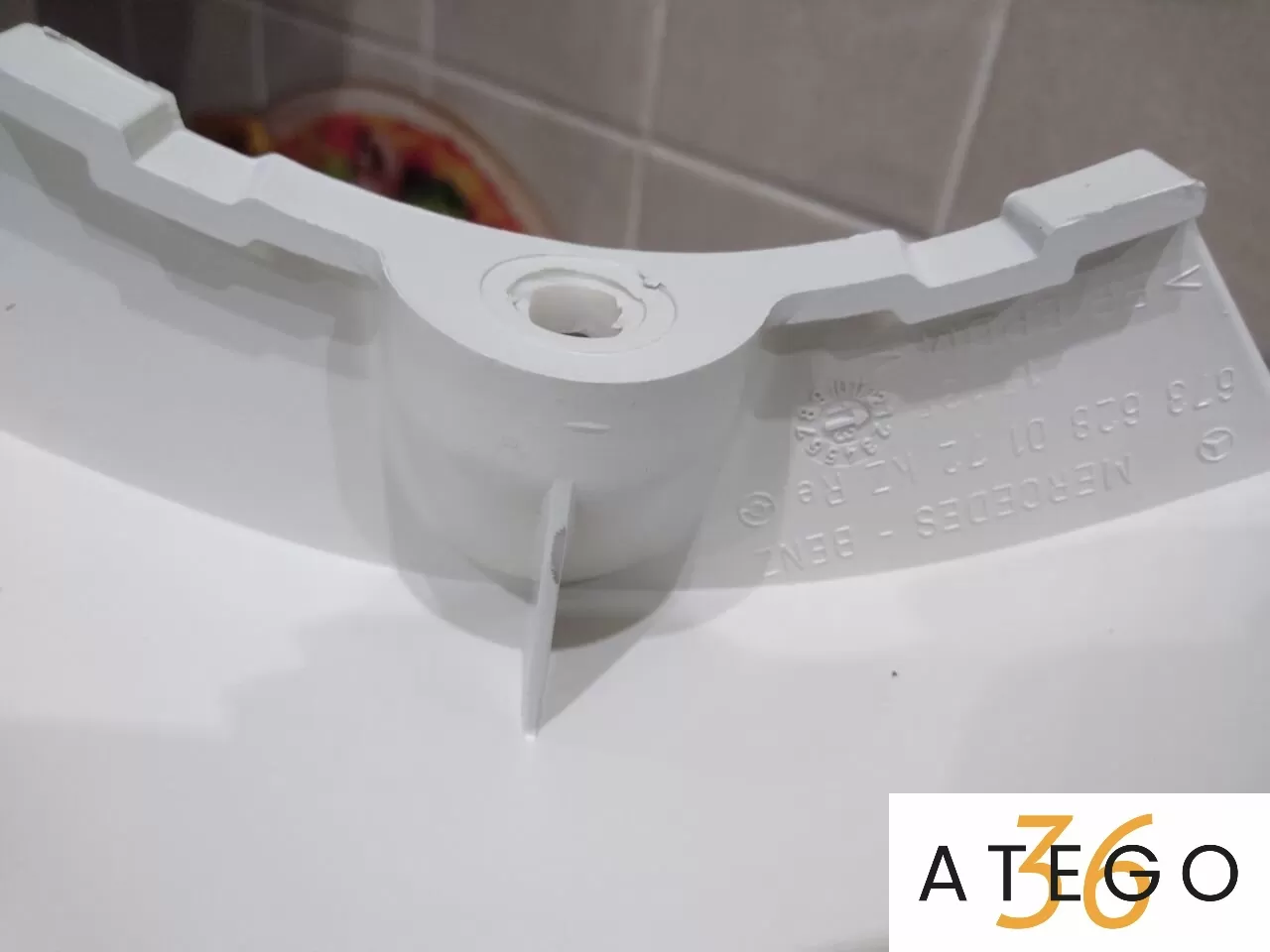 Дефлектор (обтекатель кабины) левый/правый