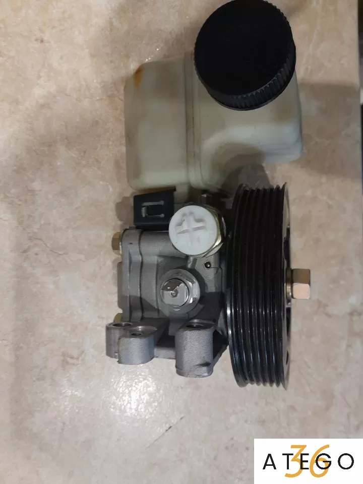 Насос гура mazda 6