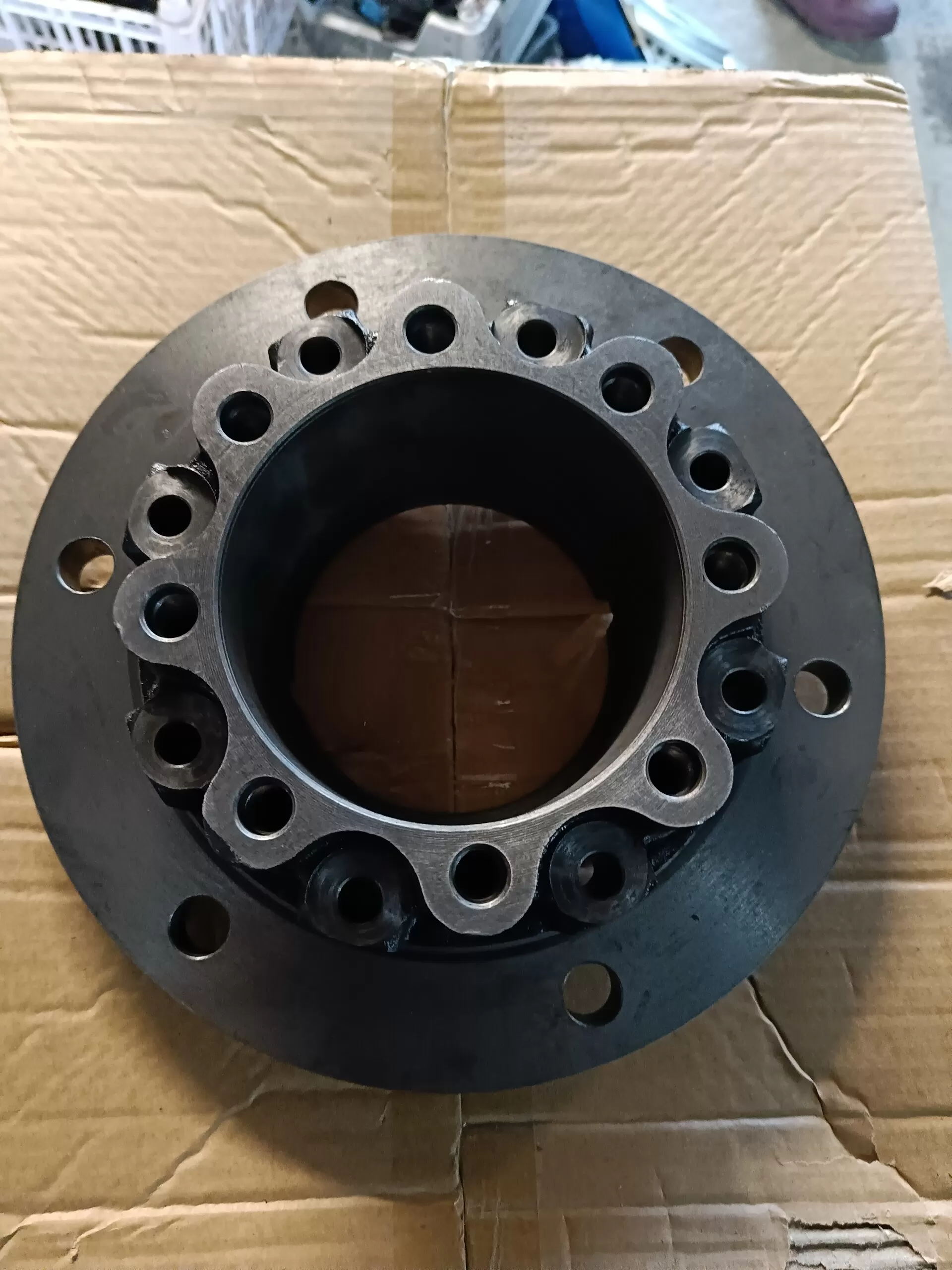 ступица задняя Мерседес-Бенц Атего A9703560301