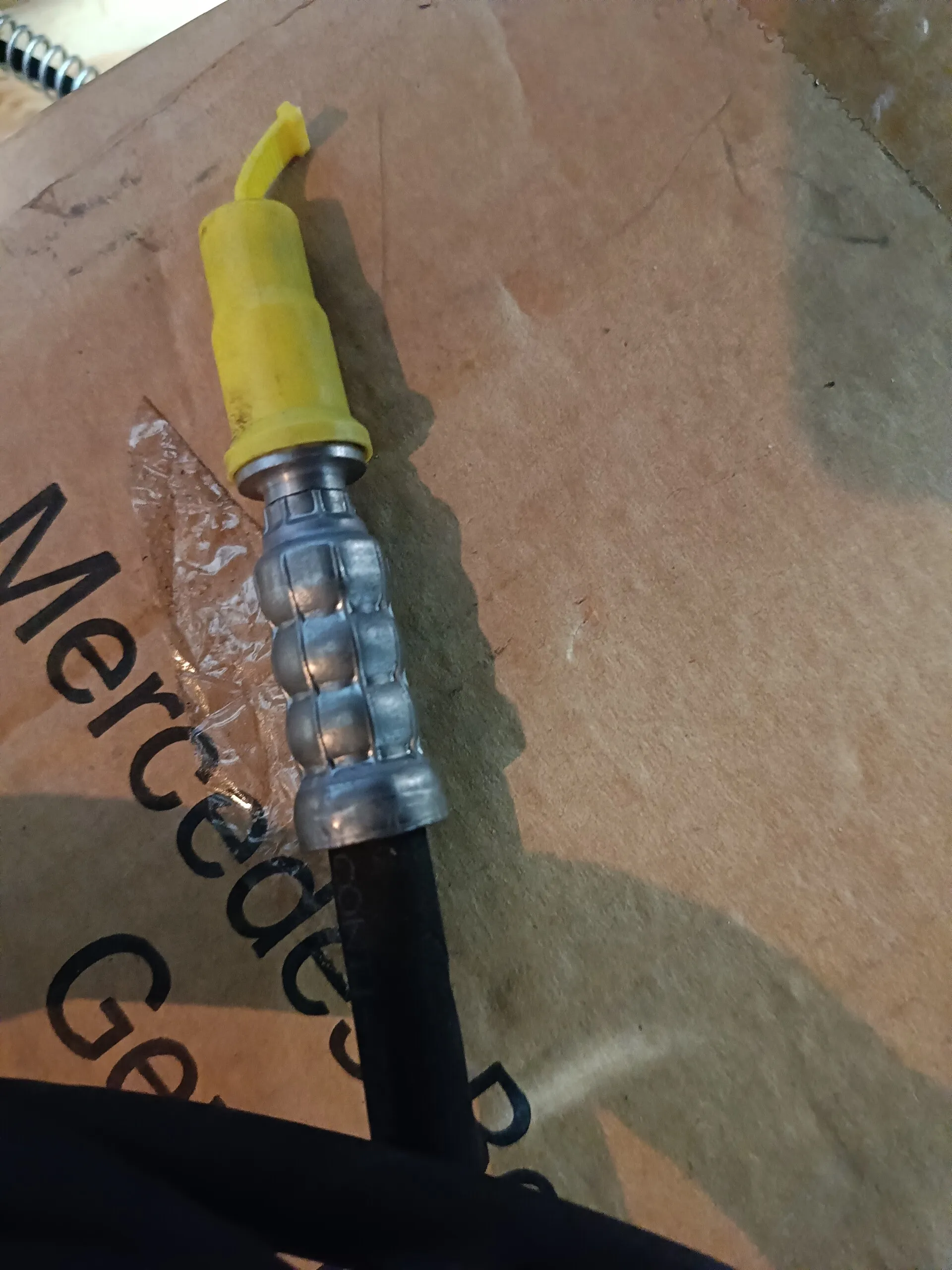 0002501866 шланг сцепления с клапаном