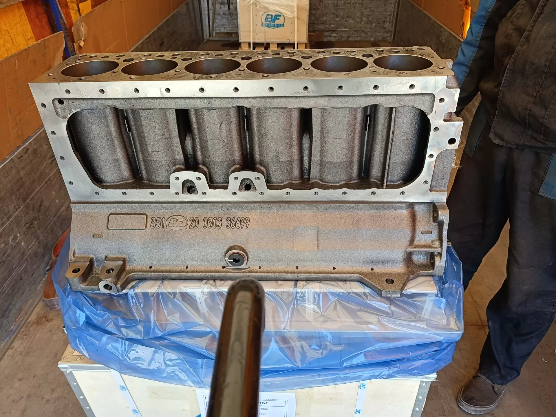 20030336601 Блок цилиндров OM366A/OM366LA