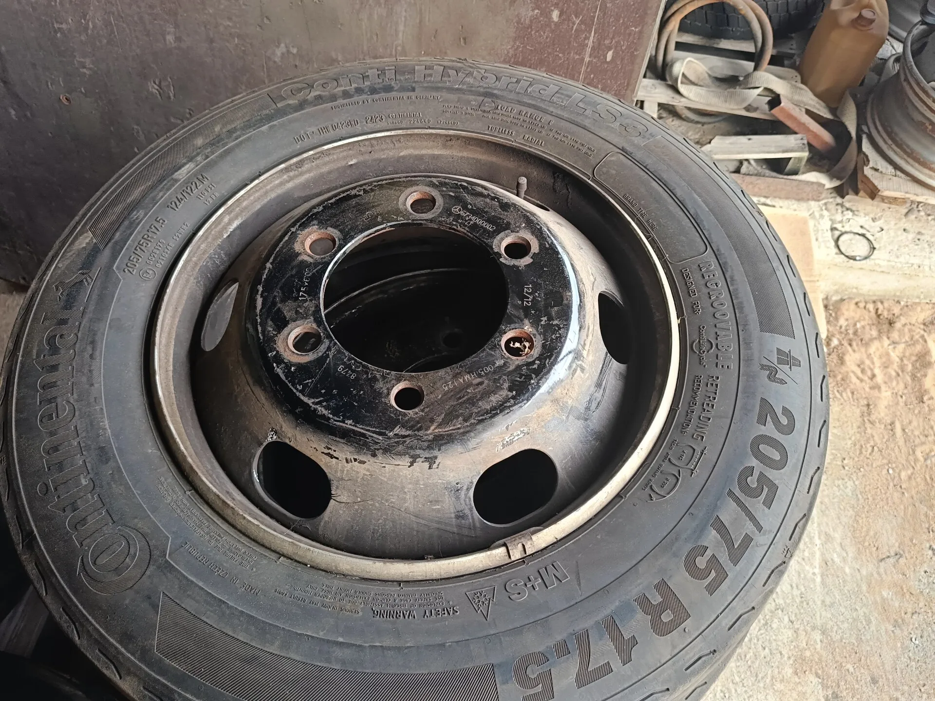 диск колесный  с резиной для Мерседес-Бенц Варио