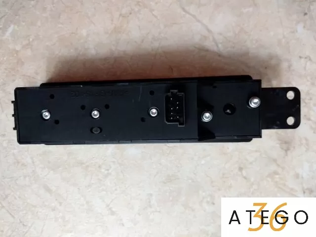 Выключатель стеклоподъемника Mercedes Viano Vito водительская дверь