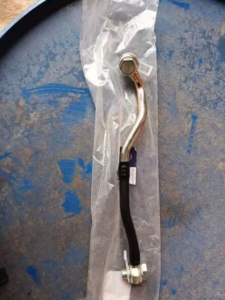 трубка охлаждения компрессора A9062030402 двигатель OM906LA